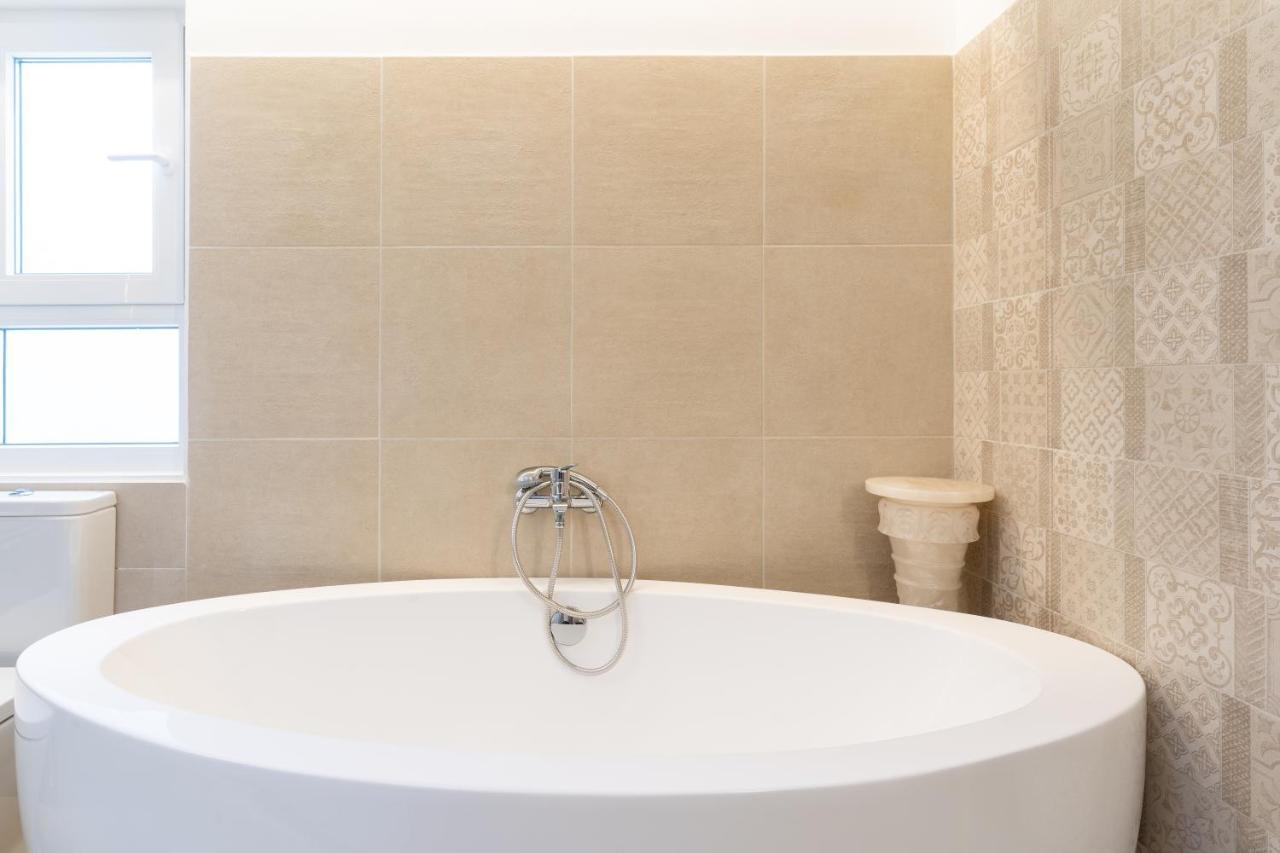 Vut Domus Aurea Apartment Асторга Екстериор снимка