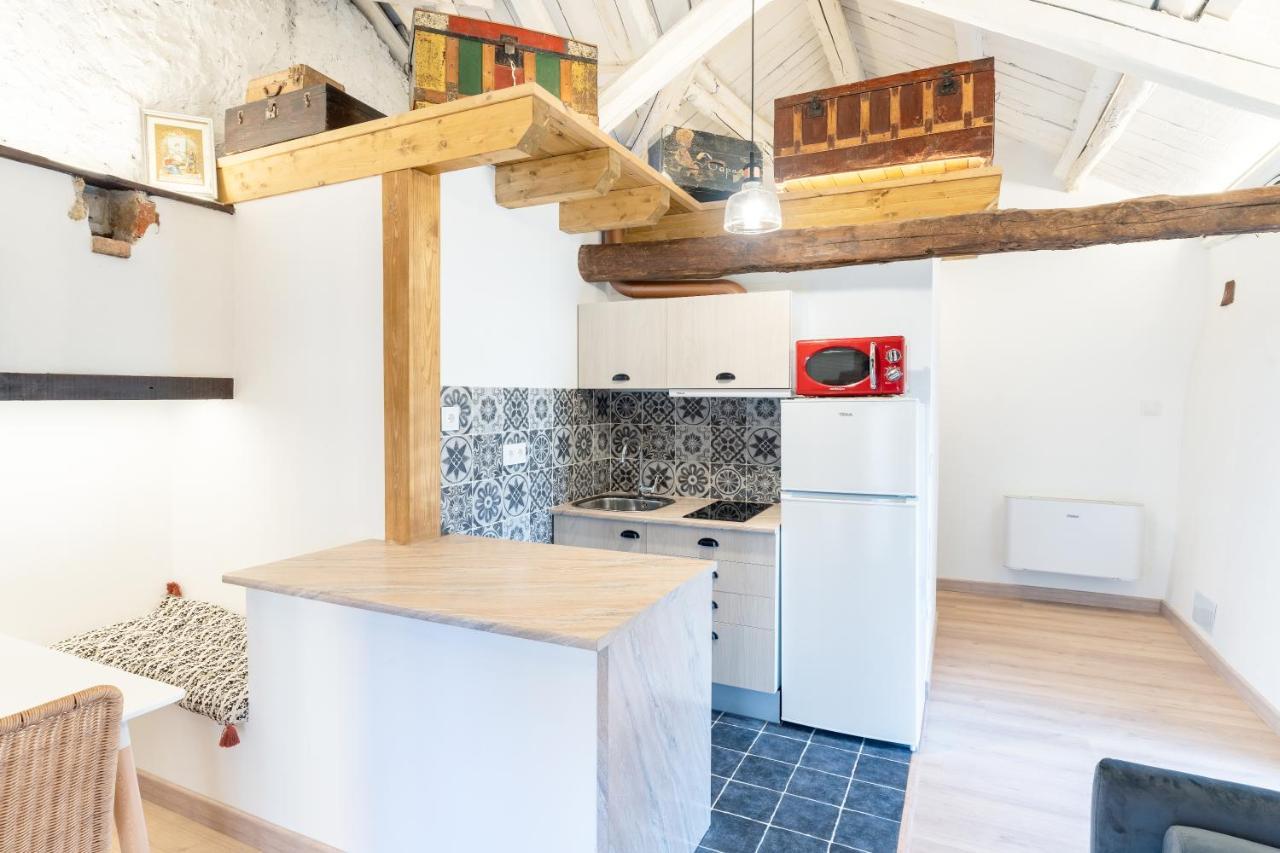 Vut Domus Aurea Apartment Асторга Екстериор снимка